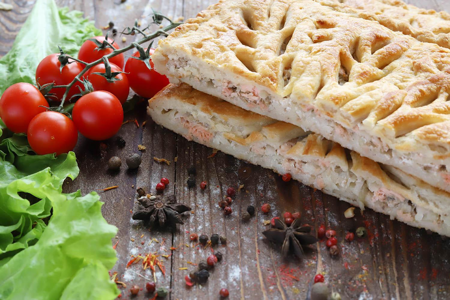 img_8594 Пирог с горбушей, картофелем и луком — изображение 1