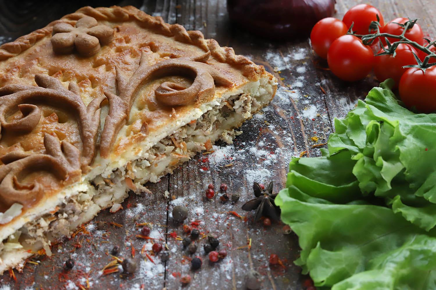 img_8604 Пирог с курицей, рисом, грибами, зеленью — изображение 1